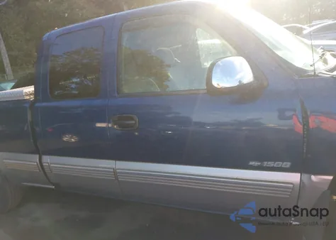 2000 Chevrolet Silverado C1500 from USA, damaged, VIN 2GCEC19T5Y1218645